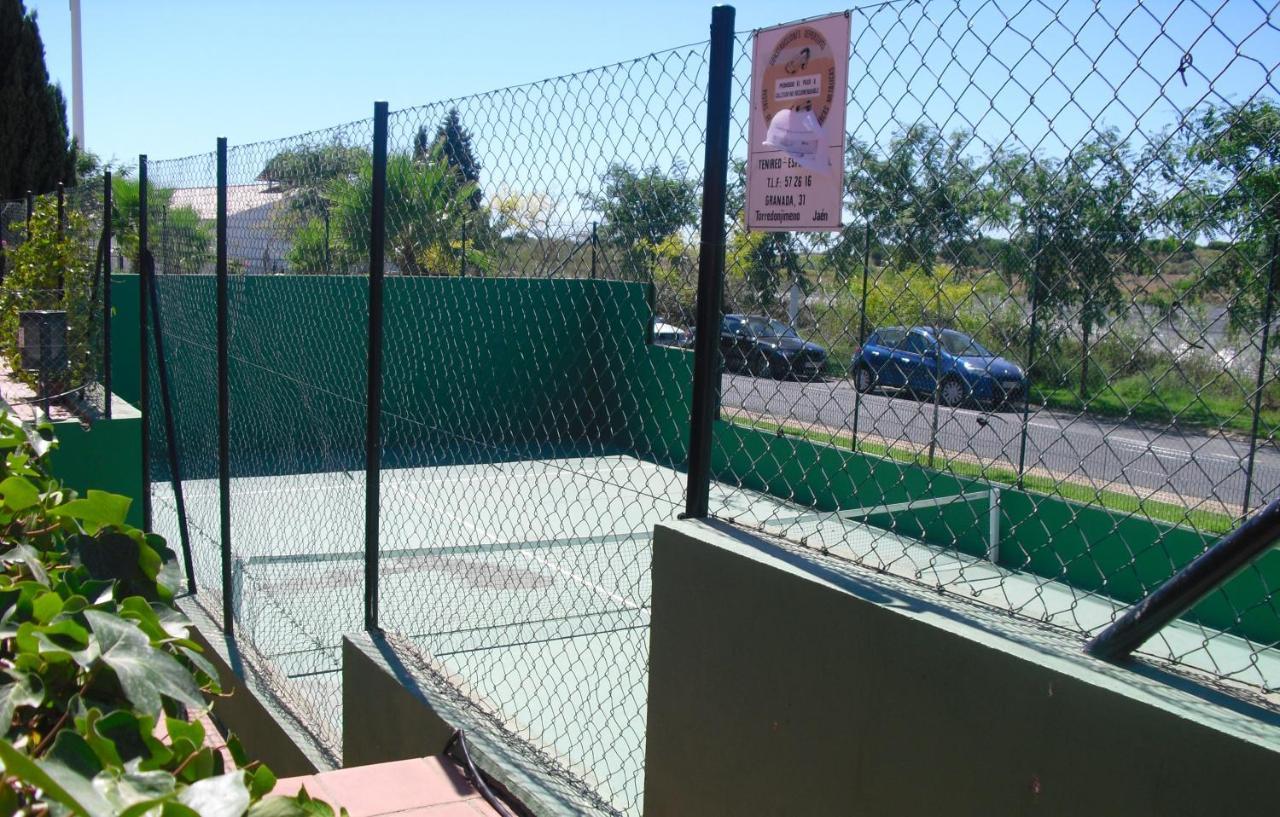 Olhando Um Campo De Golf Islantilla Esterno foto